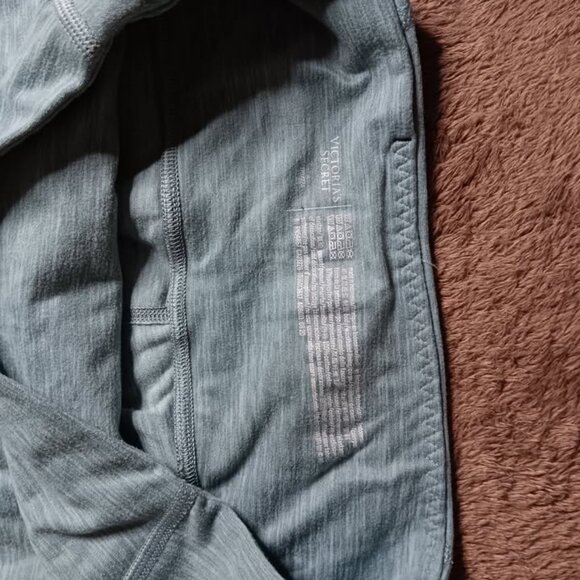 Victorias Secret Studio Leggings. Only Worn 1 time and has been dry cleaned. - Picture 3 of 3